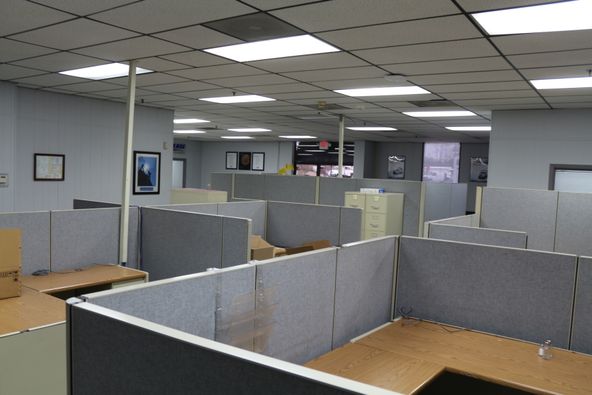 401 S Dirksen Pkwy, Springfield, IL 62703